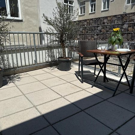 דירות וינה Klein Aber Fein Mit Terrasse מראה חיצוני תמונה
